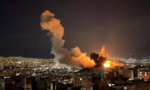 മിസൈലുകള്‍ പതിക്കേണ്ടെങ്കില്‍ അമേരിക്കയെ പുറത്താക്കണം; ഗള്‍ഫ് രാജ്യങ്ങൾക്ക് മുന്നറിയിപ്പുമായി ഇറാൻ