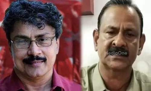 ശശിയെ പേടിച്ച് തറവാട്ടിൽ പിറന്ന സ്ത്രീകൾ സിപിഎം ഓഫീസിലേക്ക് വരാറില്ലായിരുന്നു,ഇനി ധൈര്യമായി വരാം; പി.കെ ശശിക്കെതിരെ മണ്ണാർക്കാട് ഏരിയ സെക്രട്ടറി