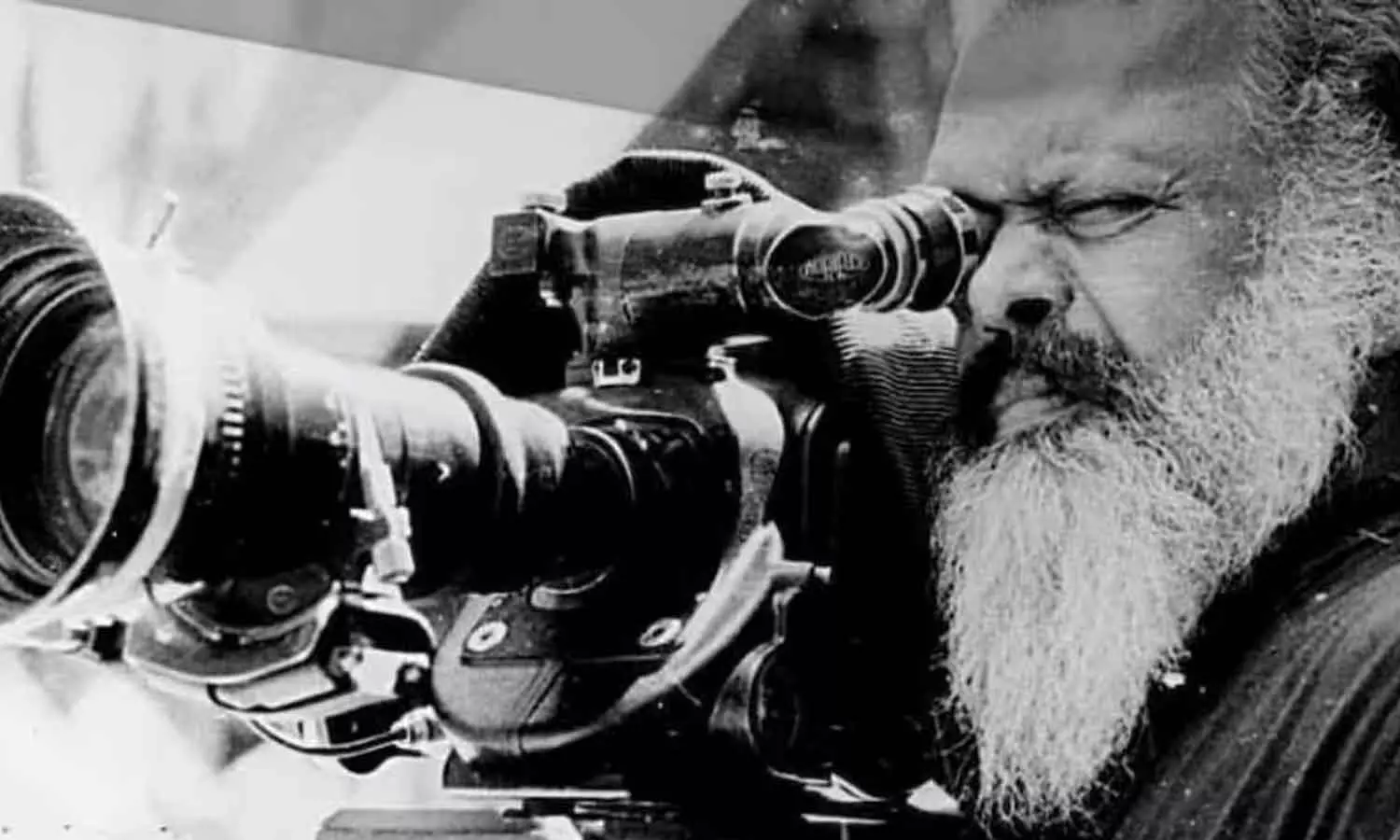 ഒരിടത്ത് സിനിമയും കേരള വികസനങ്ങളുടെ അധികാരങ്ങളും ഒരിടത്ത് സിനിമയും കേരള വികസനങ്ങളുടെ അധികാരങ്ങളും