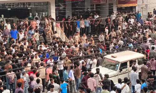 ഒരു രൂപയ്ക്ക് ഷൂ ഓഫർ; കോഴിക്കോട് പുതിയ കടയുടെ ഉദ്ഘാടന ചടങ്ങിനിടെ സംഘർഷം