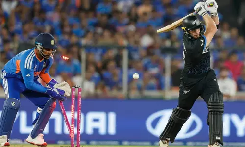 Axar strikes twice, Bumrah takes wicket on first ball; Kiwis falter against India