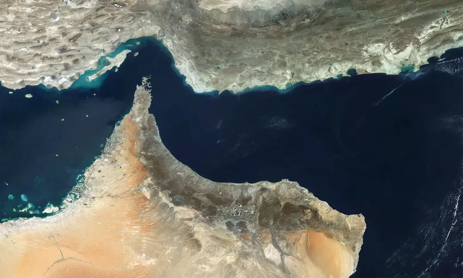 ലോകത്തെ ശ്വാസം മുട്ടിച്ച് ഹോർമുസ് കടലിടുക്ക്; 1973ലെ എണ്ണ പ്രതിസന്ധി ആവർത്തിക്കുമോ? ലോകത്തെ ശ്വാസം മുട്ടിച്ച് ഹോർമുസ് കടലിടുക്ക്; 1973ലെ എണ്ണ പ്രതിസന്ധി ആവർത്തിക്കുമോ?