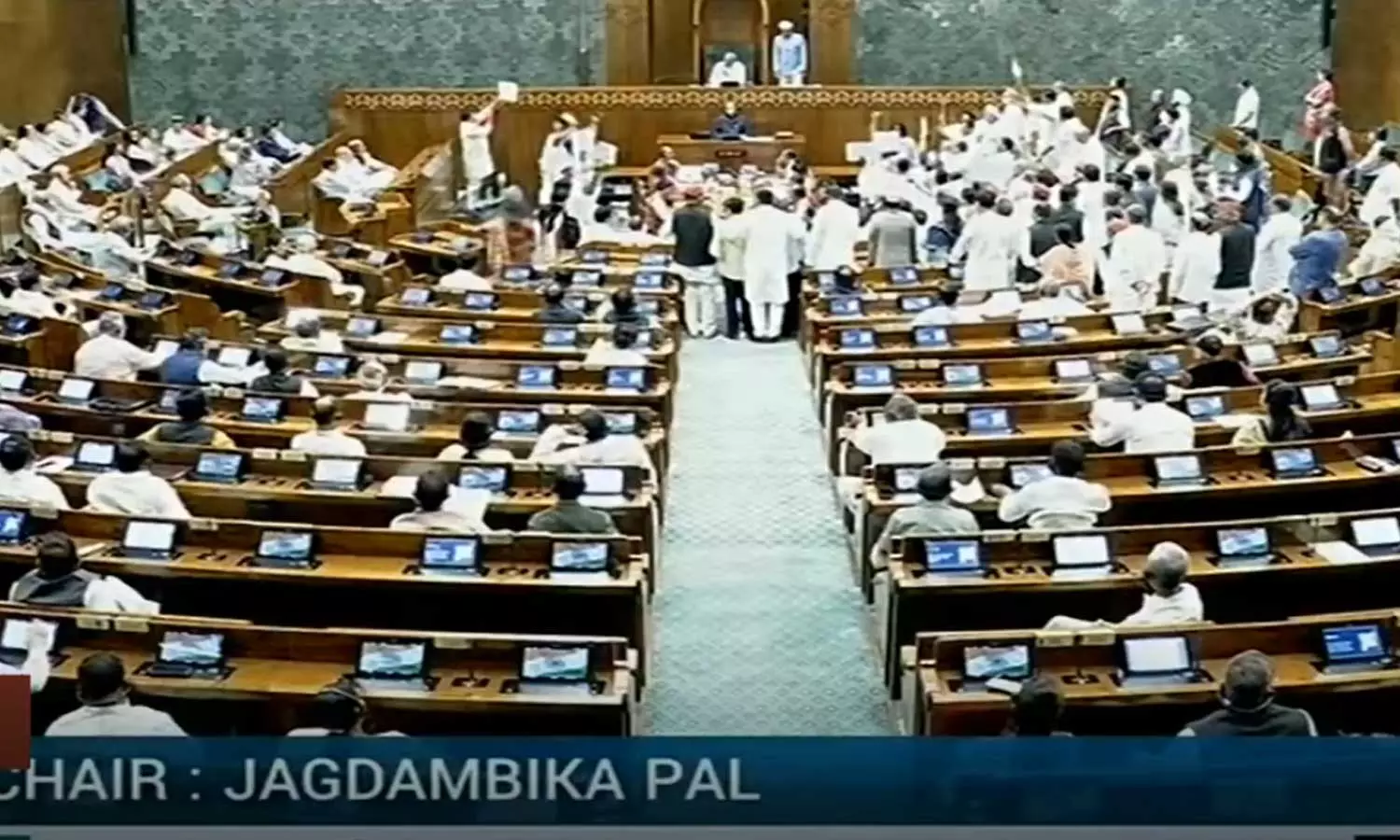 പശ്ചിമേഷ്യൻ സംഘർഷം; രാജ്യസഭയിൽ വിദേശകാര്യ മന്ത്രിയുടെ പ്രസ്താവന; ഇരുസഭകളിലും ബഹളം പശ്ചിമേഷ്യൻ സംഘർഷം; രാജ്യസഭയിൽ വിദേശകാര്യ മന്ത്രിയുടെ പ്രസ്താവന; ഇരുസഭകളിലും ബഹളം