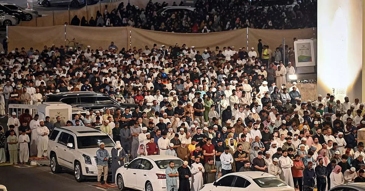 Qiyaam prayers to begin tonight in mosques in the UAE Qiyaam prayers to begin tonight in mosques in the UAE