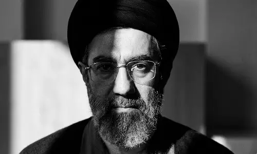 നിഴൽ ഭരണത്തിൽ നിന്ന് പരമോന്നത പദവിയിലേക്ക്; മുജ്തബ ഹുസൈനി ഖാംനഈ ഇറാന്റെ പരമോന്നത നേതാവ്