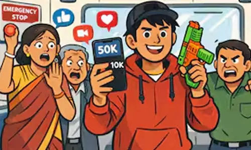 മെട്രോയിൽ തോക്കുമായി യുവാവിന്റെ പ്രാങ്ക് : പരിഭ്രാന്തരായി യാത്രക്കാർ, പിന്നാലെ ട്വിസ്റ്റ്