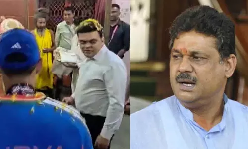 സിറാജ് പള്ളിയിലോ സഞ്ജു ചർച്ചിലോ കൊണ്ടുപോയില്ല; ടി 20 ലോകകപ്പ് ക്ഷേത്രത്തിലെത്തിച്ചതിനെ വിമർശിച്ച് മുൻ ഇന്ത്യൻ താരം