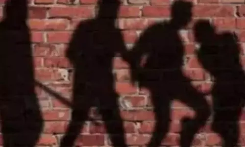 കണ്ണൂർ പെരിങ്ങോത്ത് പൊലീസിനെ ആക്രമിച്ച 15 സിപിഎം പ്രവർത്തകർക്കെതിരെ കേസ്