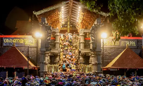 കാണിക്ക മോഷ്ടിച്ചു, ജീവനക്കാർ കോടികൾ തട്ടി; ശബരിമലയിൽ വൻ ക്രമകേടെന്ന് വിജില​ൻസ് റിപ്പോർട്ട്