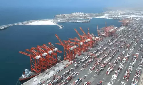 സലാല തുറമുഖത്തെ ഇന്ധന ടാങ്കുകൾക്ക് നേരെ ഡ്രോൺ ആക്രമണം; ആർക്കും പരിക്കില്ല