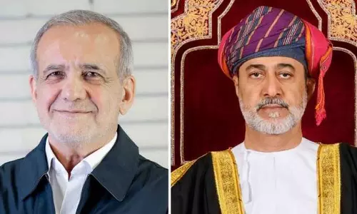 പശ്ചിമേഷ്യയിൽ സമാധാനം ലക്ഷ്യം; ഇറാൻ പ്രസിഡന്റുമായി ഫോണിൽ സംസാരിച്ച് ഒമാൻ സുൽത്താൻ