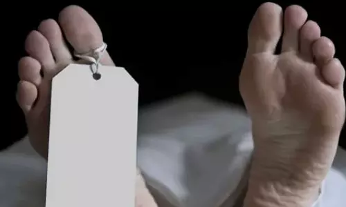 ഫ്രീസർ തകരാറിൽ; അടൂർ താലൂക്ക് ആശുപത്രി മോർച്ചറിയിൽ മൃതദേഹം അഴുകിയെന്ന് പരാതി