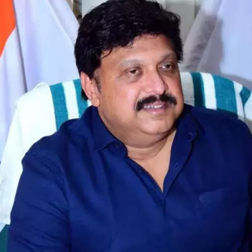 കെ.ബി ഗണേഷ്കുമാറിന് തിരിച്ചടി;  മന്ത്രി അധ്യക്ഷനായ പത്തനാപുരം   എന്‍എസ്എസ് താലൂക്ക് യൂണിയന്‍  പിരിച്ചുവിട്ടു