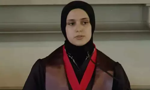 ഇതൊന്നും കണ്ട് നില്ക്കാനാവില്ല: വൈറ്റ് ഹൗസ് മതസ്വാതന്ത്ര്യ കമ്മീഷനില് നിന്നും രാജിവെച്ച് സമീറ മുൻഷി ഇതൊന്നും കണ്ട് നില്ക്കാനാവില്ല: വൈറ്റ് ഹൗസ് മതസ്വാതന്ത്ര്യ കമ്മീഷനില് നിന്നും രാജിവെച്ച് സമീറ മുൻഷി