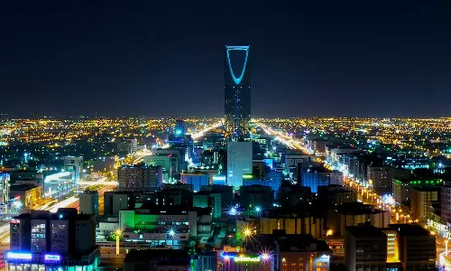 Cannot stay in Saudi Arabia after visa expiration; strict action including deportation