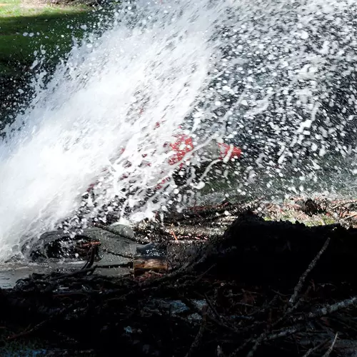 തിരുവനന്തപുരം അമ്പലമുക്കിൽ കുടിവെള്ള പൈപ്പ് പൊട്ടി; ജലവിതരണം മുടങ്ങും