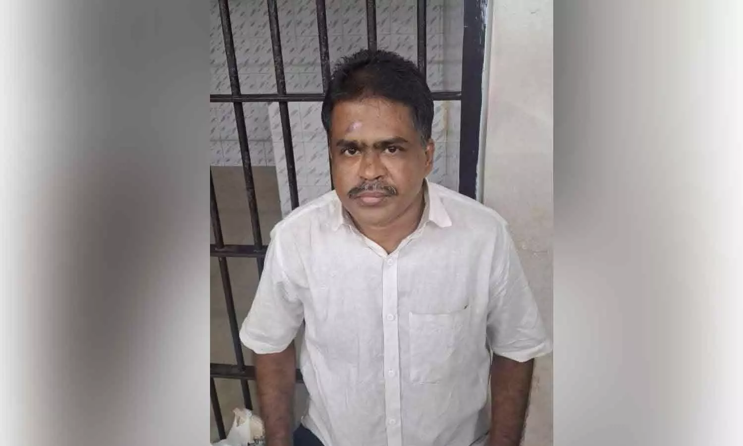 വാട്സ് ആപ് വഴി മതവിദ്വേഷം പ്രചരിപ്പിച്ച ആൾ പിടിയിൽ വാട്സ് ആപ് വഴി മതവിദ്വേഷം പ്രചരിപ്പിച്ച ആൾ പിടിയിൽ