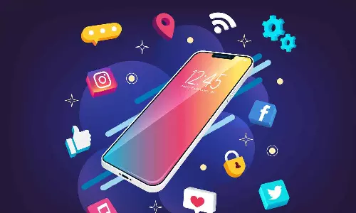 മൊബൈൽ ഡാറ്റ വേഗത്തിൽ തീരുന്നുണ്ടോ?; ഡാറ്റാ ഊറ്റുന്ന ആപ്പുകളെ ഇങ്ങനെ തടയാം