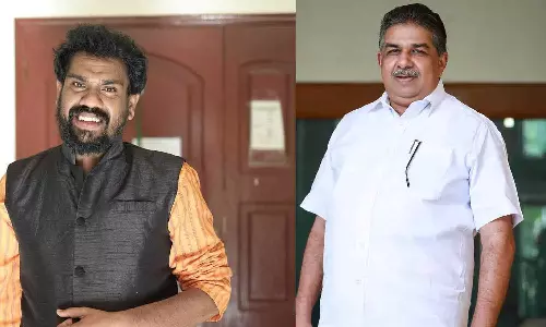 സജി ചെറിയാൻ്റെ വിദ്വേഷ പ്രസ്താവന; പൊലീസിൽ മൊഴി നൽകി അനൂപ് വി.ആർ സജി ചെറിയാൻ്റെ വിദ്വേഷ പ്രസ്താവന; പൊലീസിൽ മൊഴി നൽകി അനൂപ് വി.ആർ