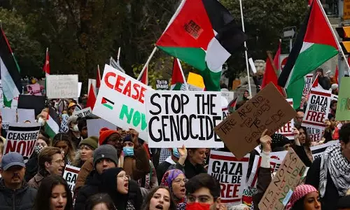 More registered voters in US view Israel negatively