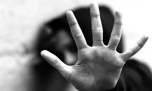 പരീക്ഷയിൽ ജയിപ്പിക്കാമെന്ന് വാഗ്ദാനം; മെഡിക്കല്‍ വിദ്യാര്‍ത്ഥിനിയെ പീഡിപ്പിച്ച ഡോക്ടര്‍ അറസ്റ്റില്‍