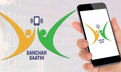 സാങ്കേതിക വിദ്യയും ജനാധിപത്യവും: സഞ്ചാർ സാഥി വിവാദം നൽകുന്ന പാഠങ്ങൾ