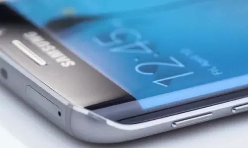 സാംസങ്ങിനെ ഇതെന്ത് പറ്റി ? ; ഇറക്കി മൂന്നാം മാസം ഈ ഫോൺ വിൽപ്പന അവസാനിപ്പിക്കുന്നു