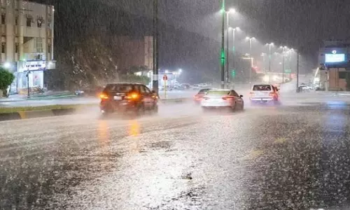 Saudi Arabia likely to experience widespread rain from today; Civil Defense issues alert