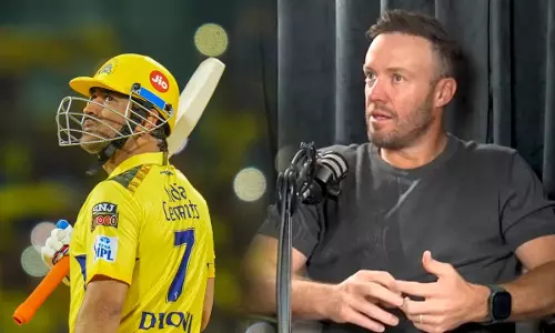 സിഎസ്കെ ബാറ്റിങ്‌നിരയിൽ ധോണിയുടെ പ്രസക്തിയെന്തെന്ന് മനസിലാകുന്നില്ല? വിമർശിച്ച് എബി ഡിവില്ലിയേഴ്സ്