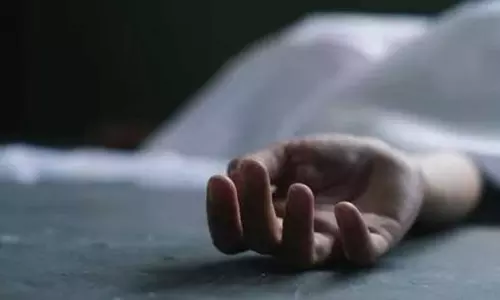 എറണാകുളത്ത് വീടിനുളളിൽ അഞ്ചുപേർ മരിച്ച നിലയിൽ