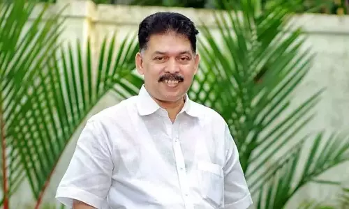 കാരാട്ട് റസാഖ് വീണ്ടും മുസ്‍ലിം ലീഗിലേക്ക്; പാണക്കാട് എത്തി അംഗത്വം എടുക്കും