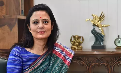 മഹുവാ മൊയ്ത്രക്ക് നോട്ടീസ് അയച്ചത് തെരഞ്ഞെടുപ്പ് കമ്മീഷന്റെ നിർദ്ദേശപ്രകാരം: കേരള പൊലീസ്