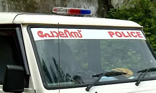 തെരഞ്ഞെടുപ്പ് കമ്മീഷന്റെ കത്തിൽ ബിജെപി സീൽ; പോസ്റ്റിട്ട സമൂഹമാധ്യമ അക്കൗണ്ടുകൾക്ക് കൂട്ടത്തോടെ നോട്ടീസ്