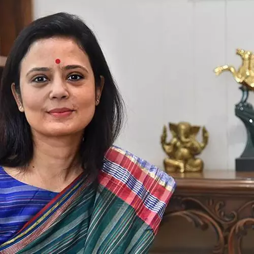 മഹുവാ മൊയ്ത്രക്ക് നോട്ടീസ് അയച്ചത് തെരഞ്ഞെടുപ്പ് കമ്മീഷന്റെ നിർദ്ദേശപ്രകാരം: കേരള പൊലീസ്