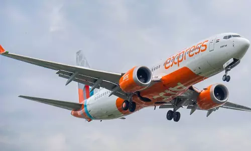 നാട്ടിലെ അവധിക്കാലം; ഒമാനിലേക്കുള്ള എക്സ്‌പ്രസ്‌ സർവീസുകൾ പുനരാരംഭിക്കുമെന്ന പ്രതീക്ഷയിൽ പ്രവാസികൾ