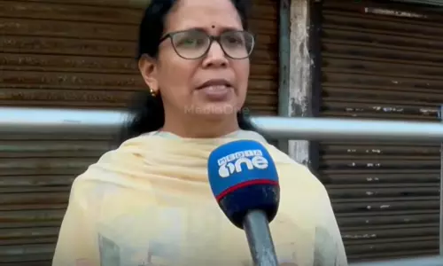 തെരഞ്ഞെടുപ്പിൽ ചിഹ്നത്തിൽ തട്ടി സ്ഥാനാർഥികൾ; നേരത്തെ അടിച്ച പോസ്റ്ററുകൾ മാറ്റി