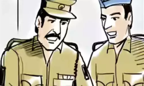 ശാരീരികവും മാനസികവുമായി പീഡിപ്പിച്ചു; എസ്ഐയുടെ ഭാര്യയുടെ പരാതിയിൽ ഐജിക്ക് സസ്പെൻഷൻ