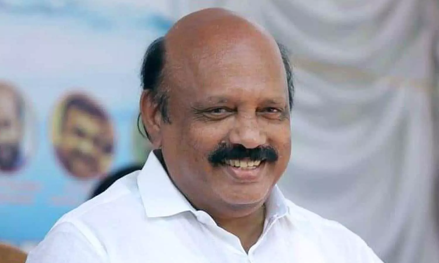 തോമസ് കെ. തോമസിന് ദേഹാസ്വാസ്ഥ്യം; പ്രചാരണ പരിപാടിക്കിടെ തലകറങ്ങി വീണു തോമസ് കെ. തോമസിന് ദേഹാസ്വാസ്ഥ്യം; പ്രചാരണ പരിപാടിക്കിടെ തലകറങ്ങി വീണു