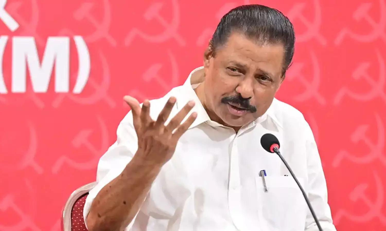 ജി. സുധാകരൻ സ്വതന്ത്രനല്ല, യുഡിഎഫുകാരൻ; എസ്ഡിപിഐ പിന്തുണയിൽ പ്രതികരിക്കാതെ സിപിഎം സംസ്ഥാന സെക്രട്ടറി എം.വി.ഗോവിന്ദൻ ജി. സുധാകരൻ സ്വതന്ത്രനല്ല, യുഡിഎഫുകാരൻ; എസ്ഡിപിഐ പിന്തുണയിൽ പ്രതികരിക്കാതെ സിപിഎം സംസ്ഥാന സെക്രട്ടറി എം.വി.ഗോവിന്ദൻ