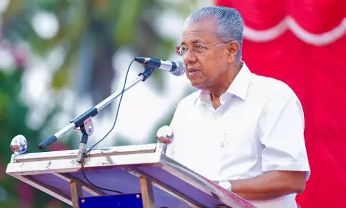 കോൺഗ്രസിന് വാഗ്ദാനങ്ങൾ എന്നത്  രാഷ്ട്രീയ ലാഭം നേടാനുള്ള മറ മാത്രം; മുഖ്യമന്ത്രി