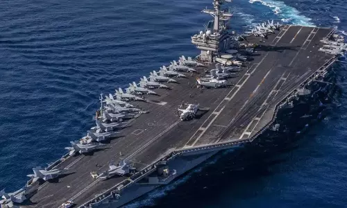 യുദ്ധഭീതി ഒഴിയാതെ പശ്ചിമേഷ്യ; അമേരിക്കന്‍ വിമാനവാഹിനി കപ്പൽ ജോര്‍ജ് ബുഷ് ഇറാനിലേക്ക്