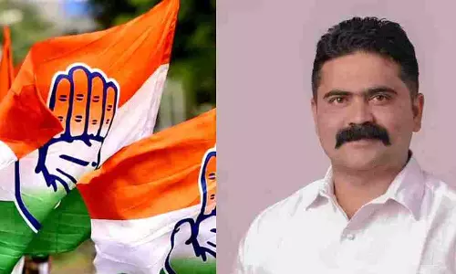 ഷാഫി പറമ്പിലിന്റേയും വി.കെ ശ്രീകണ്ഠന്റെയും പേര് പറഞ്ഞ് പ്രശോഭ് ഭീഷണിപ്പെടുത്തി, മുന്നിൽ വച്ച് ഷാഫി പറമ്പിലിന് വീഡിയോ കോൾ ചെയ്തു: കൂടുതൽ ആരോപണവുമായി അതിജീവിത