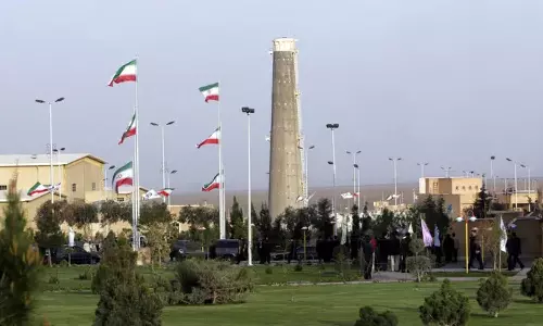 യുഎസ്-ഇസ്രായേൽ ആക്രമണം ശക്തം; ആണവ നിർവ്യാപന കരാറിൽ നിന്ന് പിന്മാറാൻ ഇറാൻ