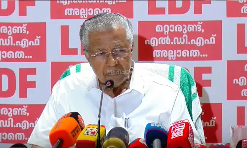 എല്ലാ വർഗീയ ശക്തികളോടും ഒരേ നിലപാട്; എസ്‍ഡിപിഐയെക്കുറിച്ച് എന്നോടല്ല, അവരോട് പോയി ചോദിക്കണം: പിണറായി വിജയന്‍