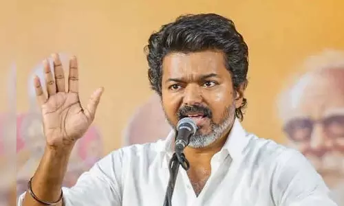 വിജയ് രണ്ട് മണ്ഡലങ്ങളിൽ; സ്ഥാനാർഥി പട്ടിക പുറത്തുവിട്ട് ടിവികെ