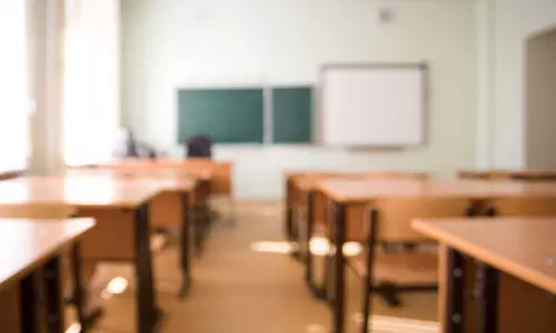 Schools in Oman to decide between classrooms and online learning as weather depression continues