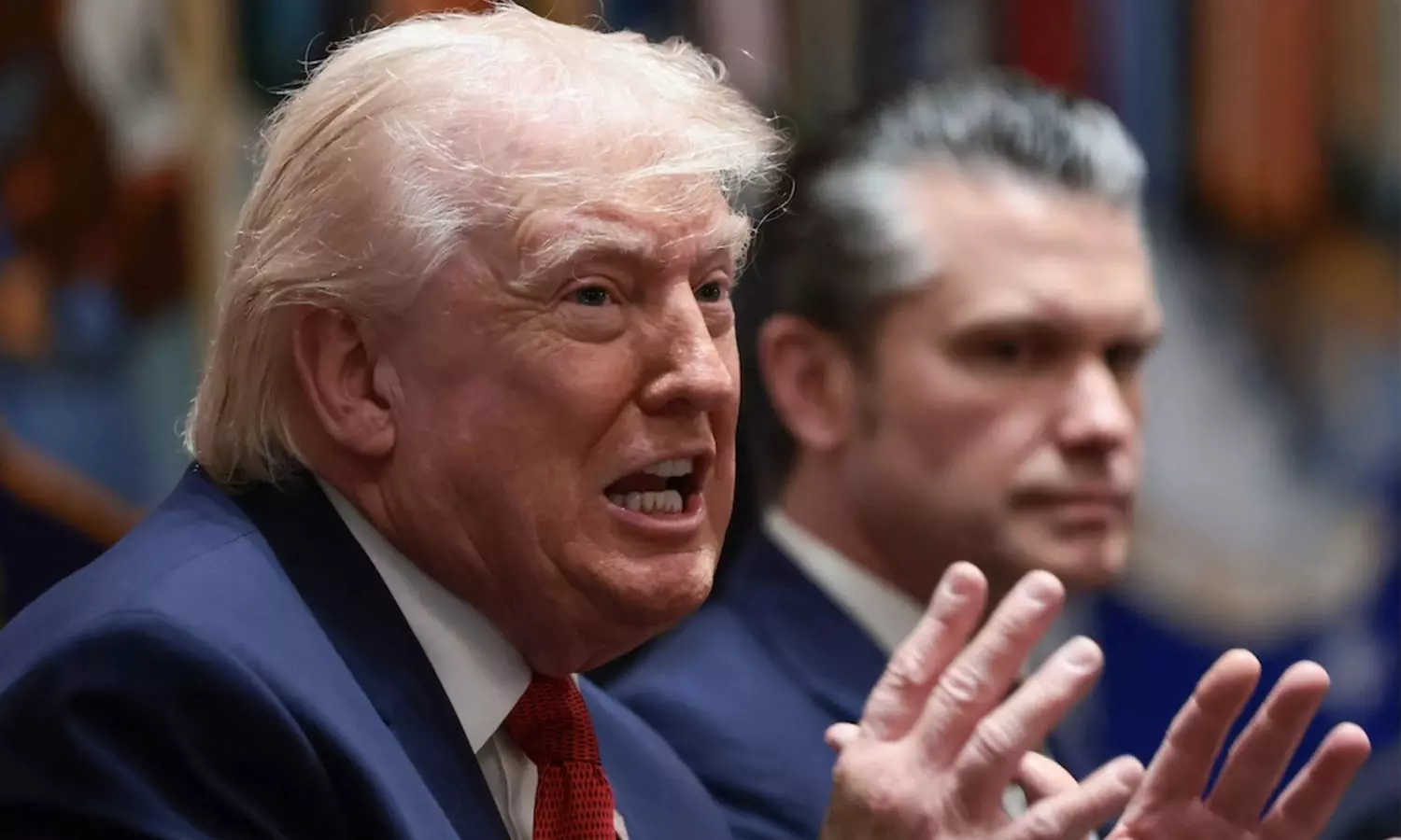 ഇറാൻ 10 കപ്പൽ നിറയെ എണ്ണ തന്നു, 20 കപ്പൽ കൂടി തരാമെന്ന് പറഞ്ഞു: ഡൊണാൾഡ് ട്രംപ് ഇറാൻ 10 കപ്പൽ നിറയെ എണ്ണ തന്നു, 20 കപ്പൽ കൂടി തരാമെന്ന് പറഞ്ഞു: ഡൊണാൾഡ് ട്രംപ്