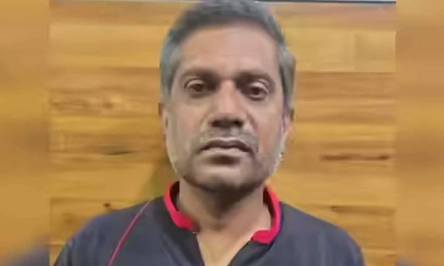 നിയമപഠനം പൂർത്തിയാക്കാൻ പറ്റാത്തത് പകയായി; കോടതികളിലേക്ക് വ്യാജ ബോംബ് ഭീഷണി സന്ദേശം, ഒടുവിൽ പിടിയിൽ നിയമപഠനം പൂർത്തിയാക്കാൻ പറ്റാത്തത് പകയായി; കോടതികളിലേക്ക് വ്യാജ ബോംബ് ഭീഷണി സന്ദേശം, ഒടുവിൽ പിടിയിൽ