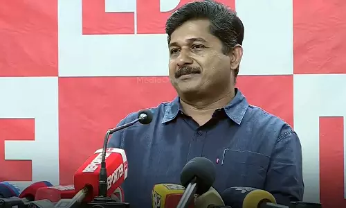 ഒരു വര്‍ഗീയ ശക്തിയുടേയും പിന്തുണ ആവശ്യമില്ലെന്നതാണ് ഞങ്ങളുടെ നിലപാട്, കൂട്ടായ തെരഞ്ഞെടുപ്പ് പ്രവര്‍ത്തനങ്ങളുമായി മുന്നേറുന്നു: എം.സ്വരാജ്