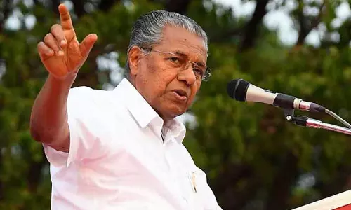 അടിസ്ഥാന സൗകര്യങ്ങളുടെ വികസനം ഇനിയും തുടരണോ അതോ ഇടവേള വേണോയെന്നതാണ് തെരഞ്ഞെടുപ്പില്‍ ഉയരുന്ന ചോദ്യം: മുഖ്യമന്ത്രി